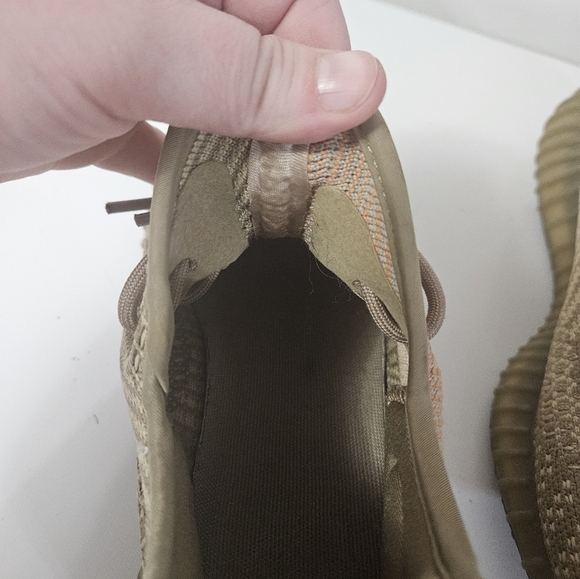 Adidas Yeezy Boost 350 V2 Sand/taupe Mens Running Shoes! - Picture 3 of 4